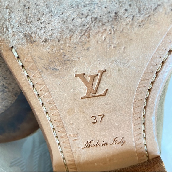 LOUIS VUITTON beige Suede Boots - Picture 9 of 12